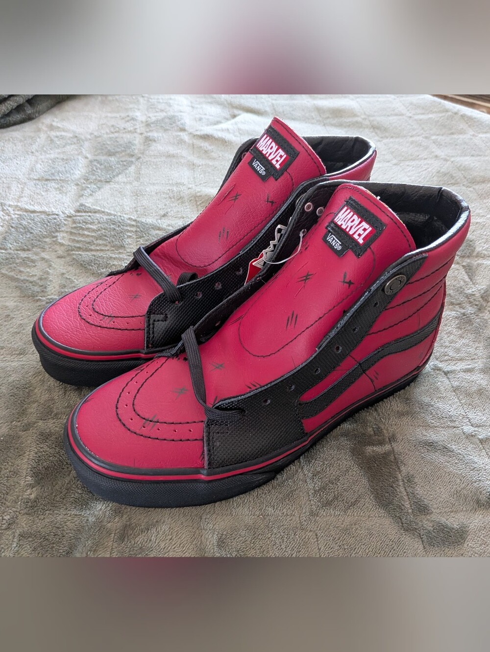 NEW Unisex Vans Ski-Hi Marvel Deadpool Black Red Sneaker Shoes High Top